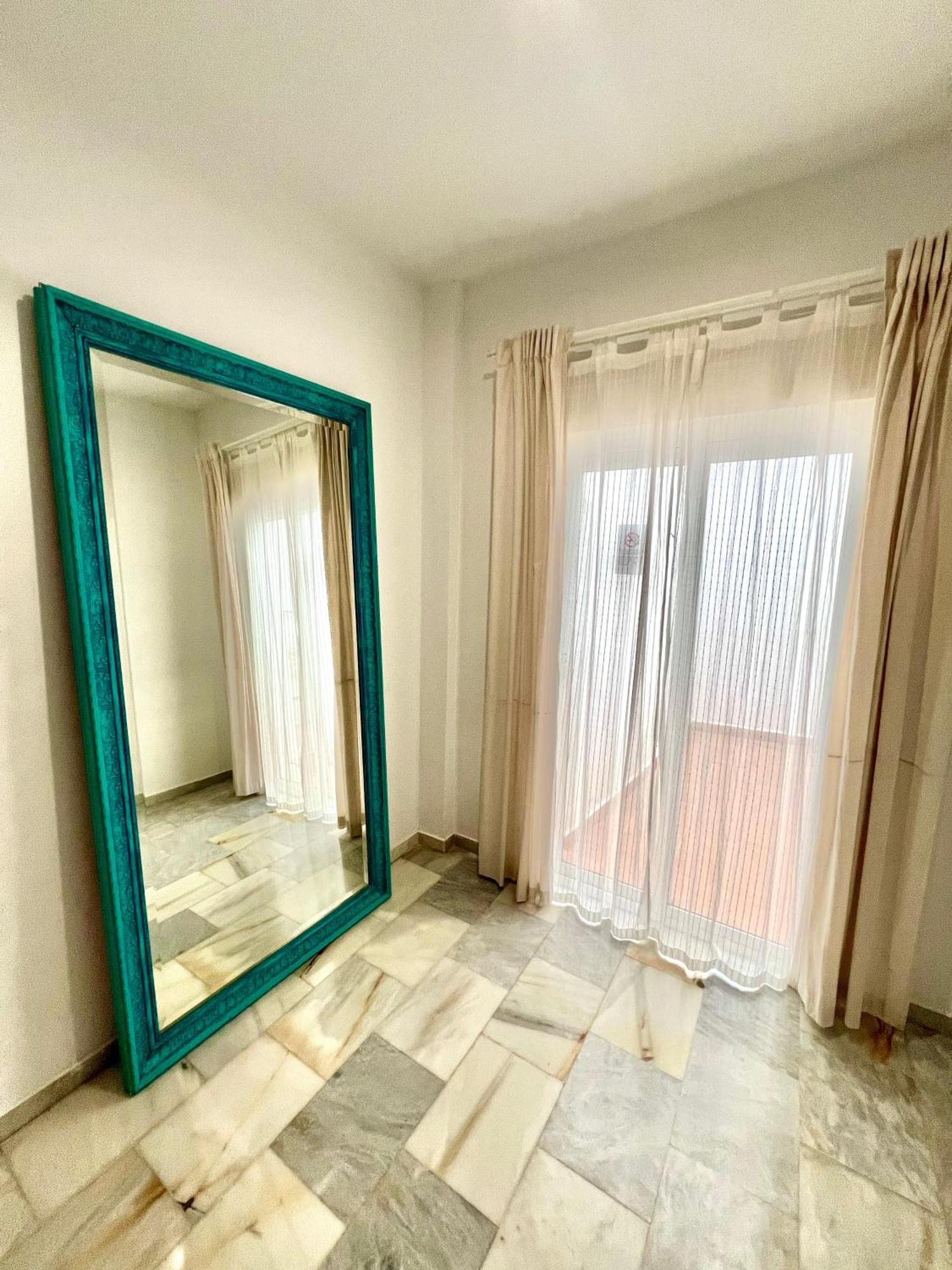 Amazing Apartment City Center - Optional Parking Málaga Exterior foto